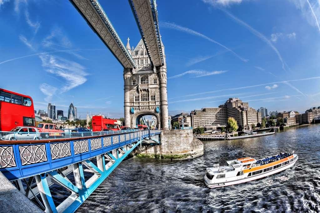 Berjaya Eden Park London Hotel Удобства фото